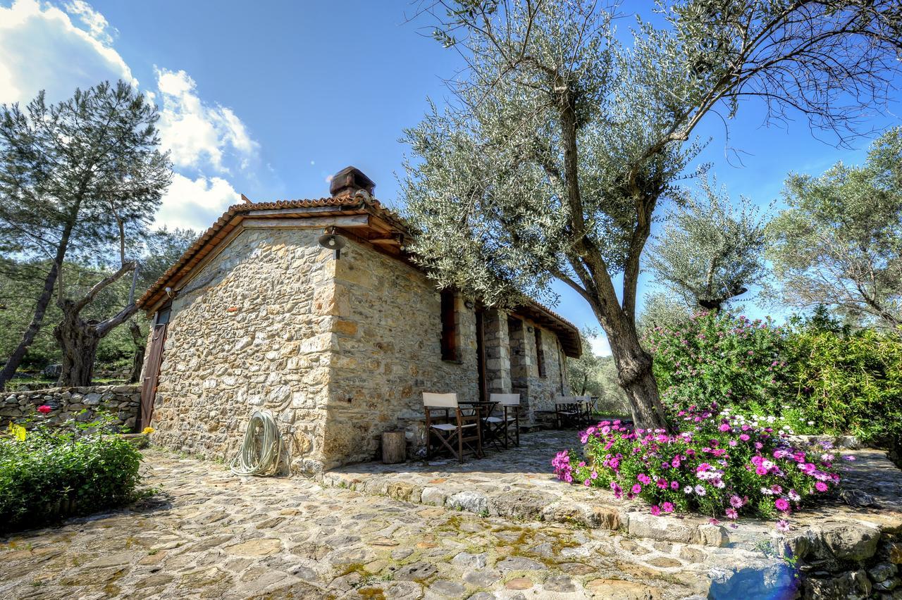 Отель Gera'S Olive Grove - Elaionas Lesvou Marmaro  Экстерьер фото